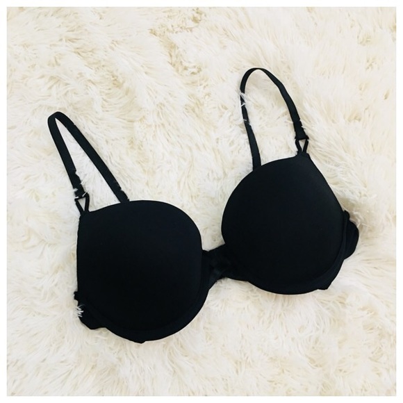 Other - NWOT Black Padded Bra